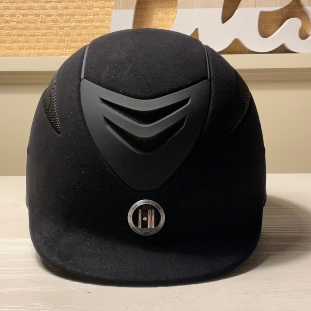 One K helmet. Used it twice.